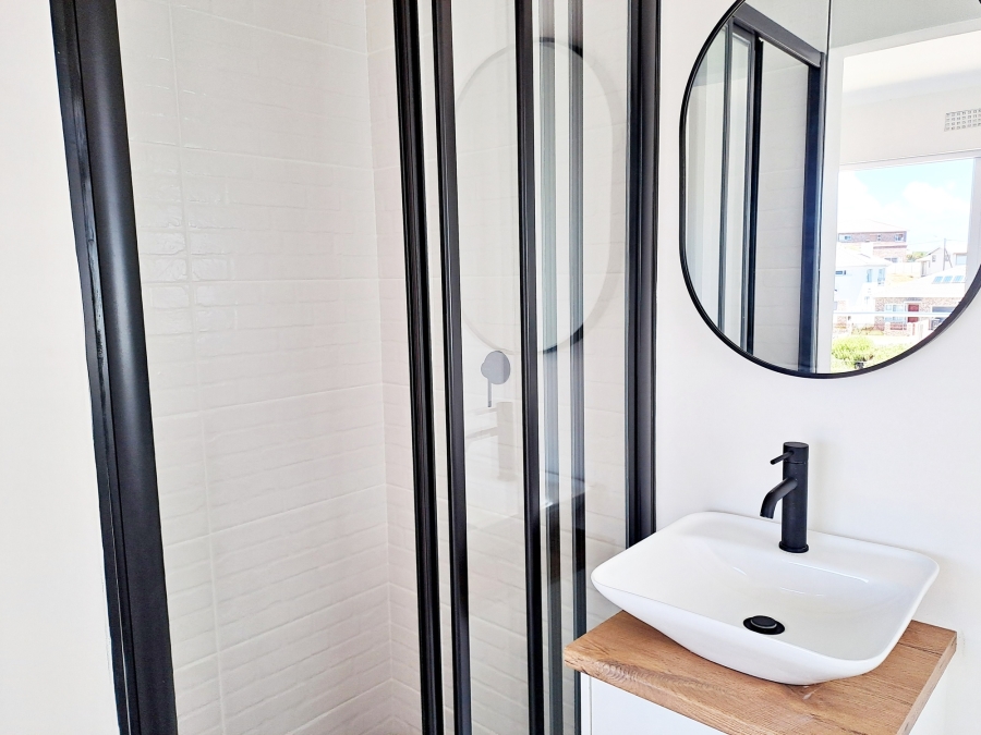 4 Bedroom Property for Sale in Agulhas Western Cape